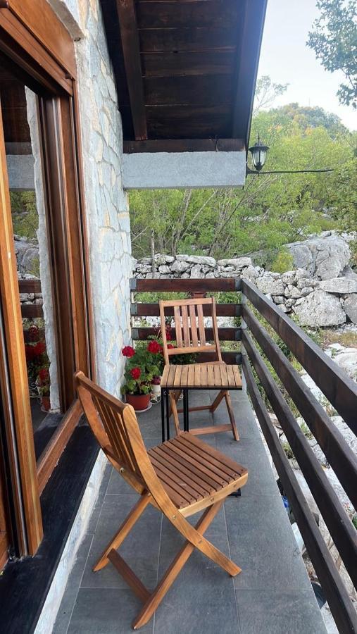 House On The Hill Villa Cetinje Exteriör bild